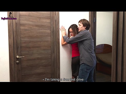 ❤️ Sexy Realtor Sensually Jerks Kanyang Puke at Fucks Habang Nagbebenta ng Kanyang Apartment - Krempai ️ Just porn sa amin ﹏